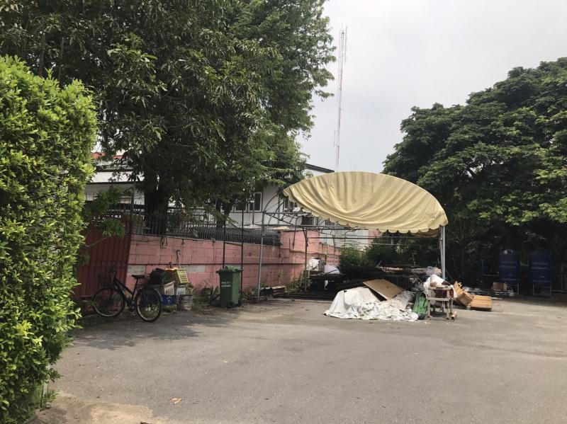 ที่ดิน 32000000 นนทบุรี เมืองนนทบุรี บางกระสอ