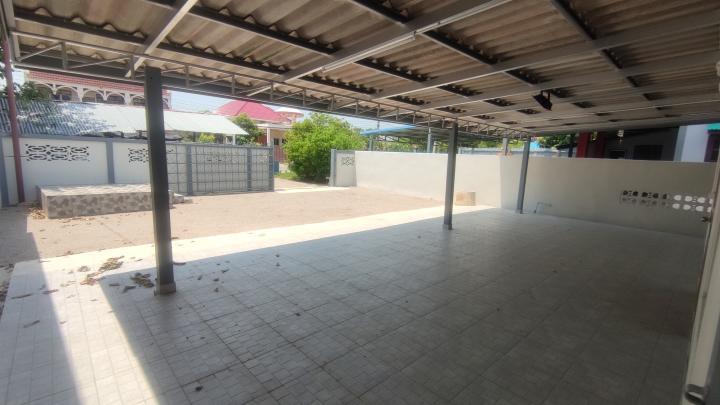 บ้านเดี่ยวสองชั้น 1650000 ราชบุรี โพธาราม นางแก้ว