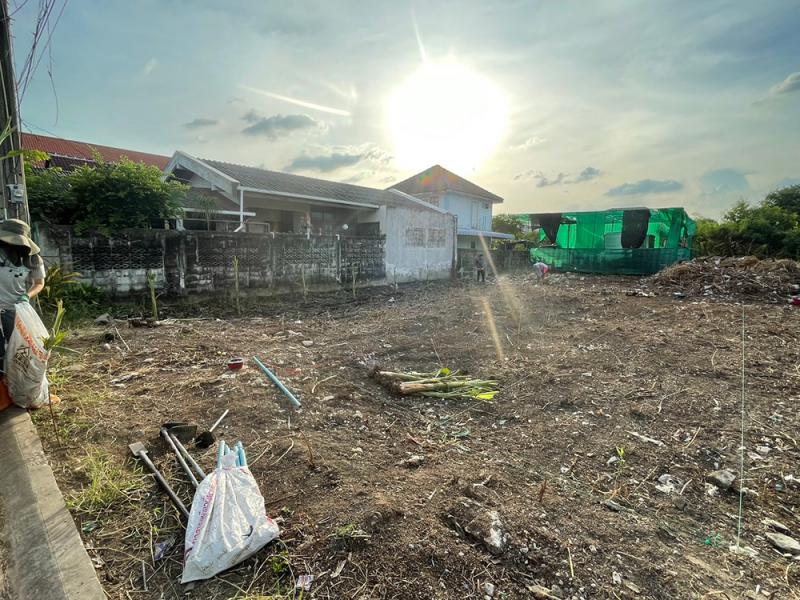 ที่ดิน 35000 กรุงเทพมหานคร เขตบางขุนเทียน แสมดำ