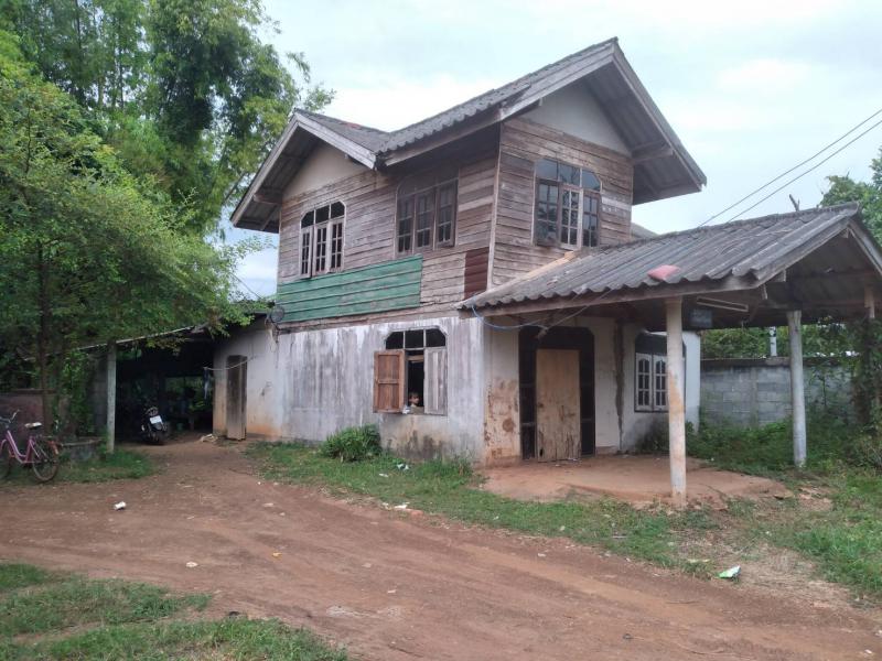 บ้านพร้อมที่ดิน 800000 นครพนม นาแก นาคู่