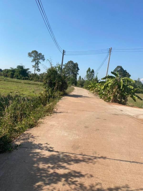 ที่ดิน 400000 ปราจีนบุรี ศรีมหาโพธิ หนองโพรง