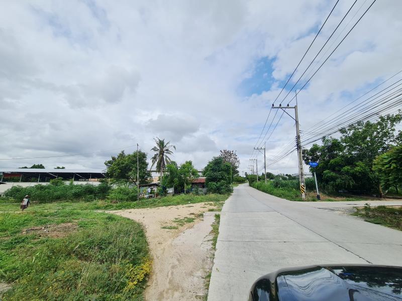 ที่ดิน 3500000 ชลบุรี ศรีราชา บึง