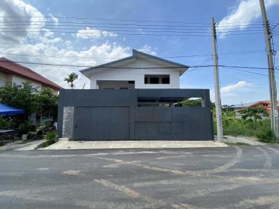 บ้านพร้อมที่ดิน 4500000 กรุงเทพมหานคร เขตลาดกระบัง คลองสองต้นนุ่น
