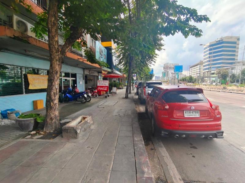 อาคารพาณิชย์ 10500000 กรุงเทพมหานคร เขตบางคอแหลม บางโคล่
