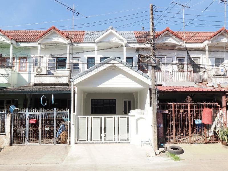 ทาวน์เฮาส์ 1480000 ปทุมธานี ลำลูกกา คูคต