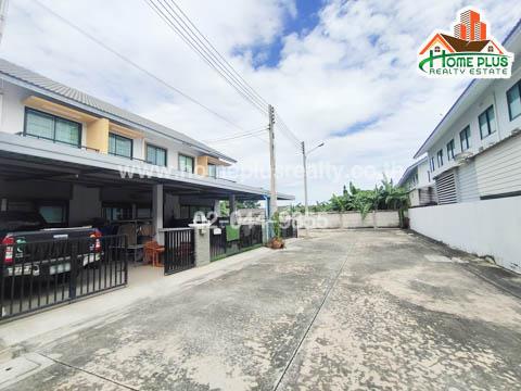 ทาวน์เฮาส์ 2150000 ชลบุรี พานทอง หนองตำลึง
