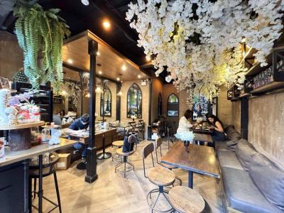 อาคารพาณิชย์ 1700000 กรุงเทพมหานคร เขตวัฒนา คลองตันเหนือ