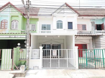 ทาวน์เฮาส์ 1380000 ปทุมธานี ธัญบุรี บึงยี่โถ