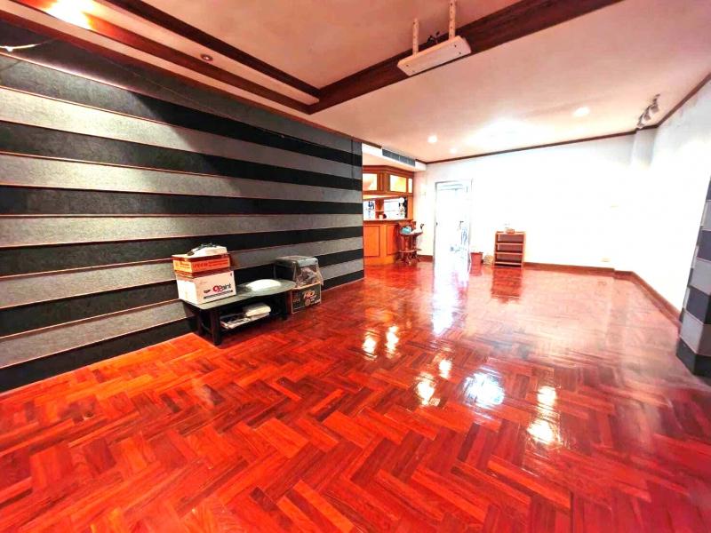 บ้านเดี่ยว 13500000 กรุงเทพมหานคร เขตคันนายาว คันนายาว