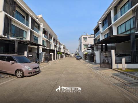 ทาวน์เฮาส์ 10500000 กรุงเทพมหานคร เขตลาดพร้าว ลาดพร้าว