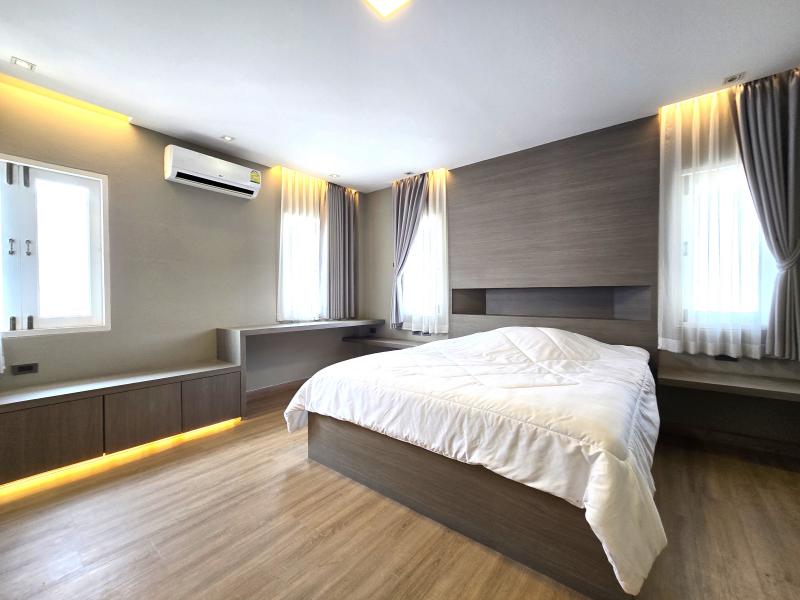 บ้านเดี่ยว 11900000 นนทบุรี บางกรวย บางคูเวียง