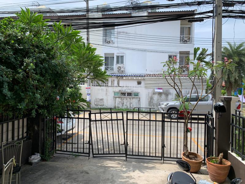 ทาวน์เฮาส์ 3300000 กรุงเทพมหานคร เขตบึงกุ่ม คลองกุ่ม
