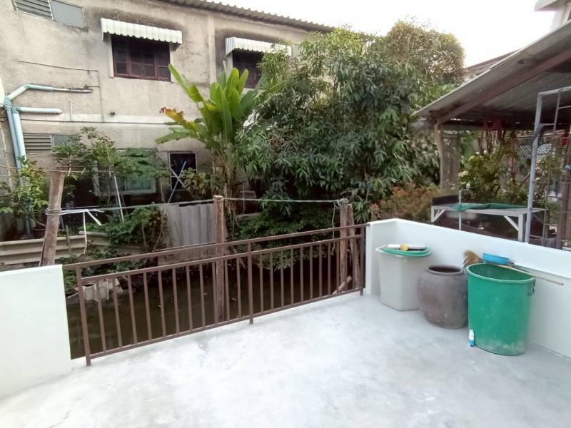 ทาวน์เฮาส์ 2490000 กรุงเทพมหานคร เขตจอมทอง บางมด