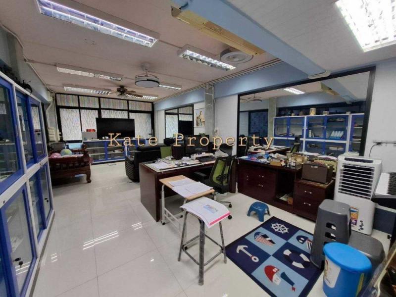 อาคารพาณิชย์ 9950000 บุรีรัมย์ เมืองบุรีรัมย์ อิสาณ