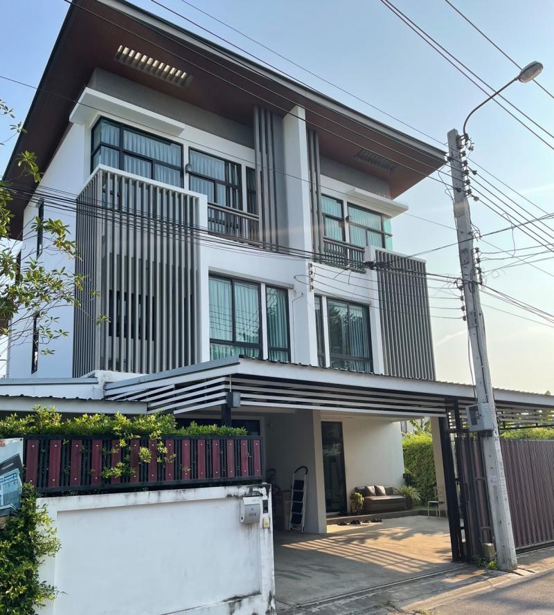 บ้านแฝด 12500000 กรุงเทพมหานคร เขตลาดพร้าว ลาดพร้าว