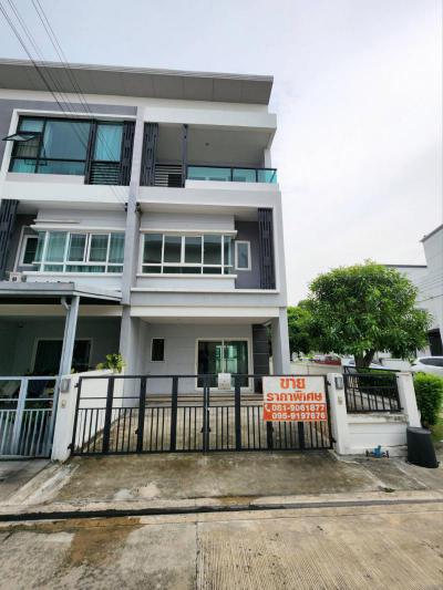 ทาวน์เฮาส์ 4250000 กรุงเทพมหานคร เขตบางเขน ท่าแร้ง
