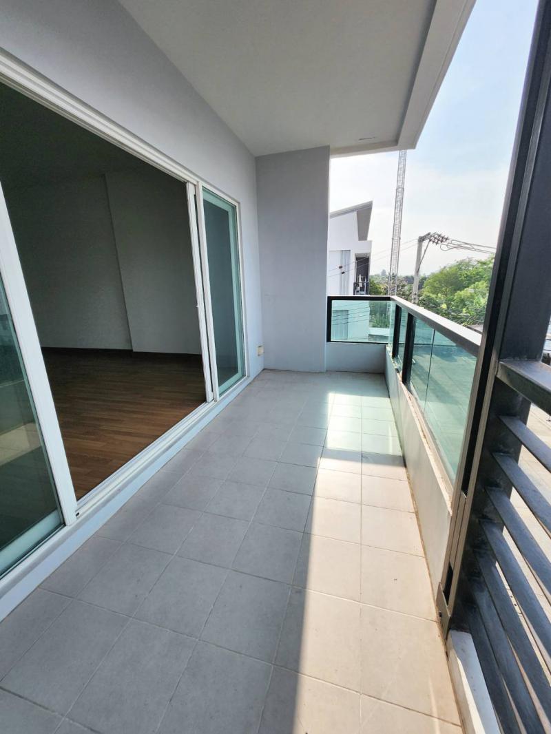 บ้านพร้อมที่ดิน 4250000 กรุงเทพมหานคร เขตบางเขน ท่าแร้ง