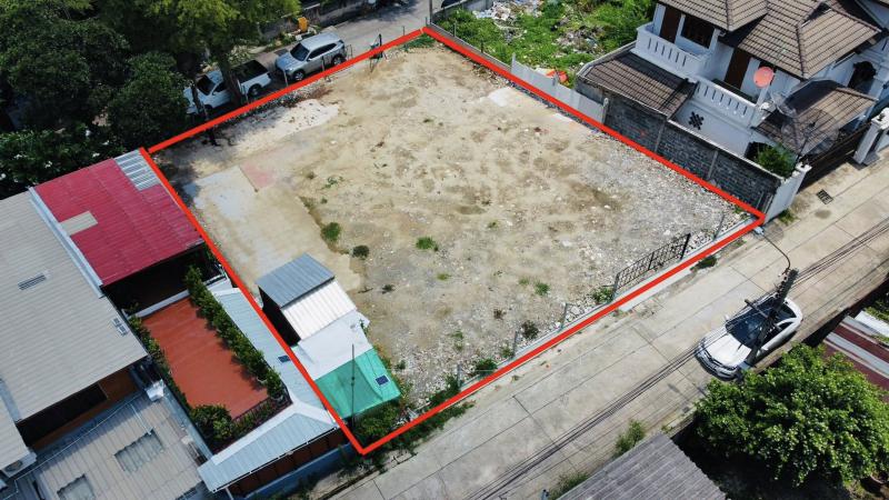 ที่ดิน 9900000 กรุงเทพมหานคร เขตบางซื่อ บางซื่อ