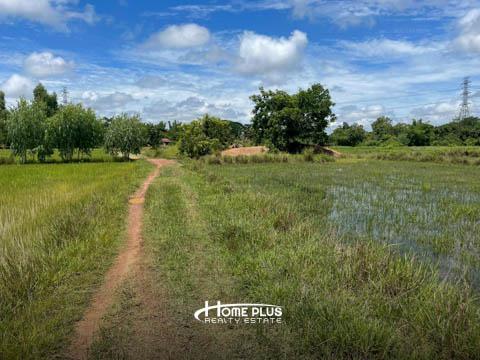 ที่ดิน 3271680 อุดรธานี เพ็ญ โคกกลาง