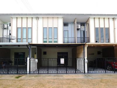 ทาวน์เฮาส์ 1680000 ปทุมธานี ลำลูกกา ลาดสวาย