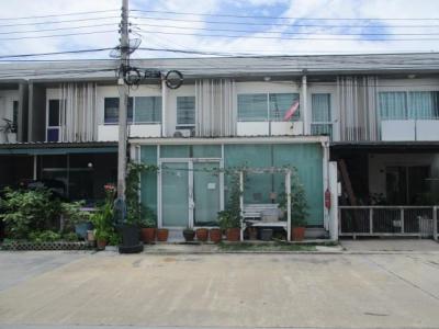 ทาวน์เฮาส์ 2550000 กรุงเทพมหานคร เขตคันนายาว คันนายาว