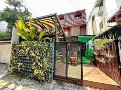 ทาวน์เฮาส์ 135000 กรุงเทพมหานคร เขตสาทร ทุ่งมหาเมฆ