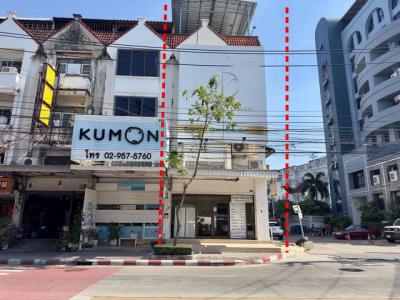อาคารพาณิชย์ 13000000 กรุงเทพมหานคร เขตวังทองหลาง วังทองหลาง