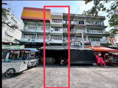 อาคารพาณิชย์ 8000000 กรุงเทพมหานคร เขตวัฒนา คลองตันเหนือ