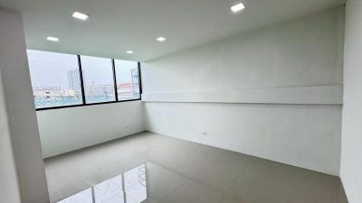 อาคารพาณิชย์ 42000 กรุงเทพมหานคร เขตยานนาวา ช่องนนทรี