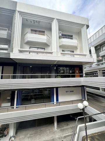 อาคารพาณิชย์ 45000000 กรุงเทพมหานคร เขตวัฒนา คลองตันเหนือ