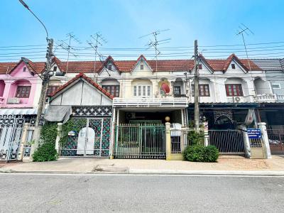 ทาวน์เฮาส์ 1790000 นนทบุรี บางใหญ่ เสาธงหิน