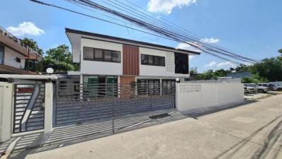 บ้านเดี่ยว 75000 กรุงเทพมหานคร เขตลาดพร้าว ลาดพร้าว