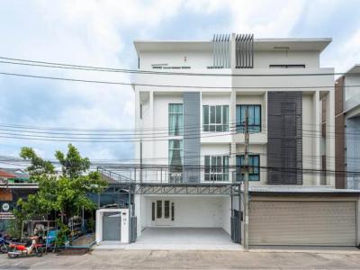อาคารพาณิชย์ 55000 กรุงเทพมหานคร เขตลาดพร้าว ลาดพร้าว
