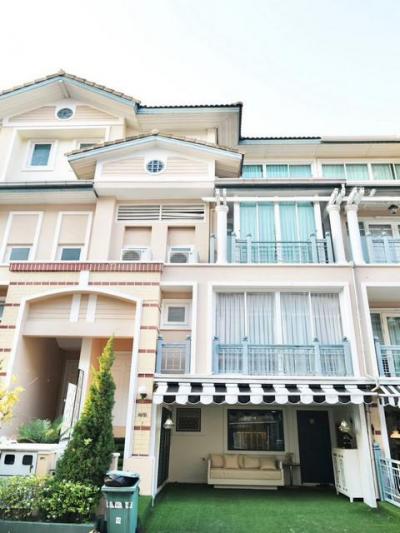 ทาวน์เฮาส์ 12900000 กรุงเทพมหานคร เขตลาดพร้าว ลาดพร้าว
